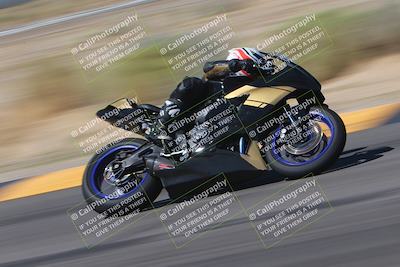 media/Oct-01-2023-SoCal Trackdays (Sun) [[4c570cc352]]/Turn 14 Side (1135am)/